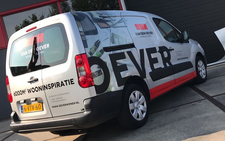 Oever auto bellettering
