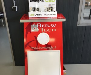 specials-IntegralLED1-B2reclame